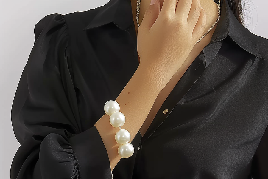 Elegant pearl jewelry