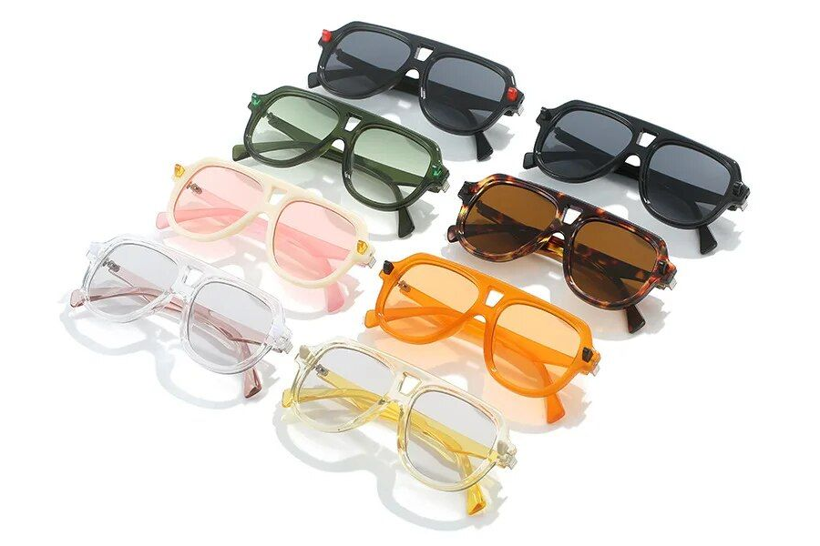 Vintage Square Gradient Sunglasses for Women 